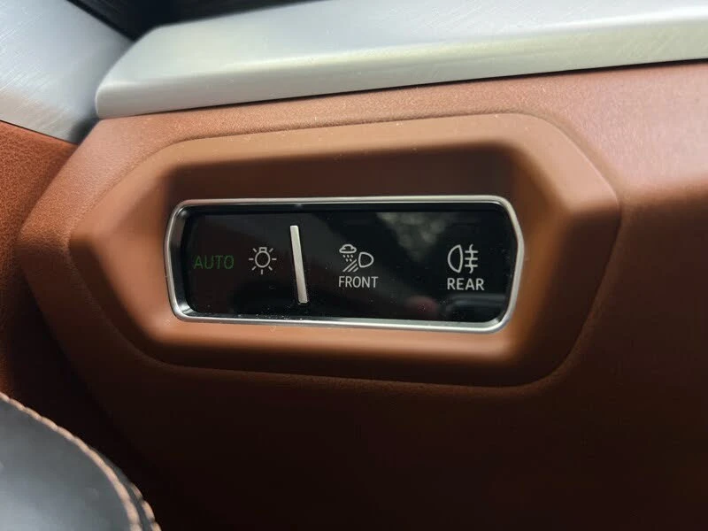 2019 Lamborghini Urus - Image 16 of 31