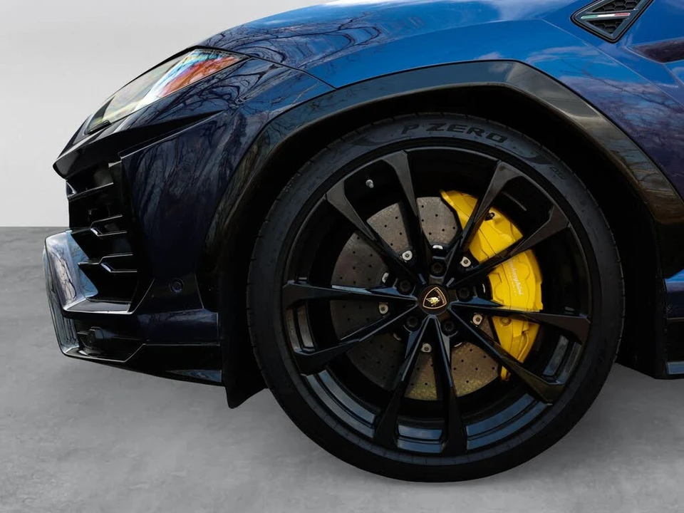 2019 Lamborghini Urus - Image 11 of 31