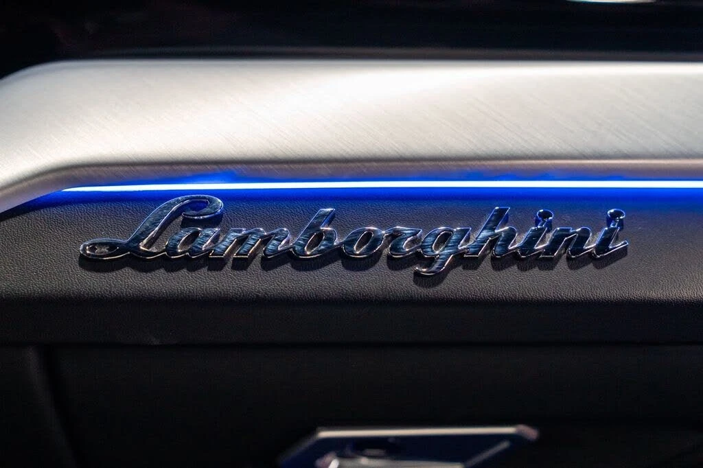 2019 Lamborghini Urus - Image 22 of 31