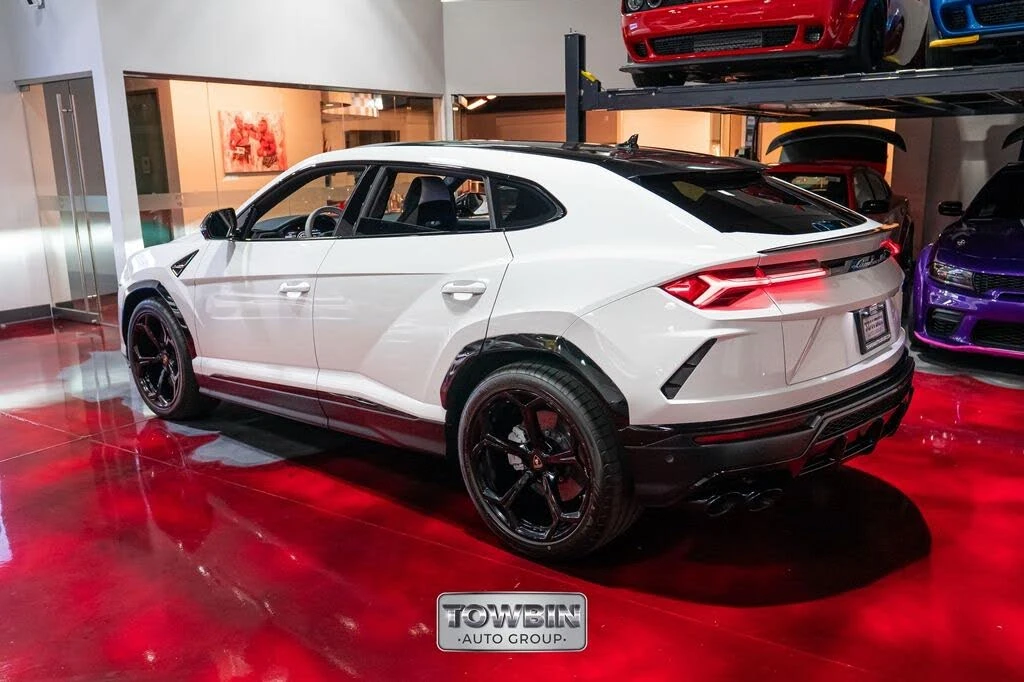 2019 Lamborghini Urus - Image 15 of 31