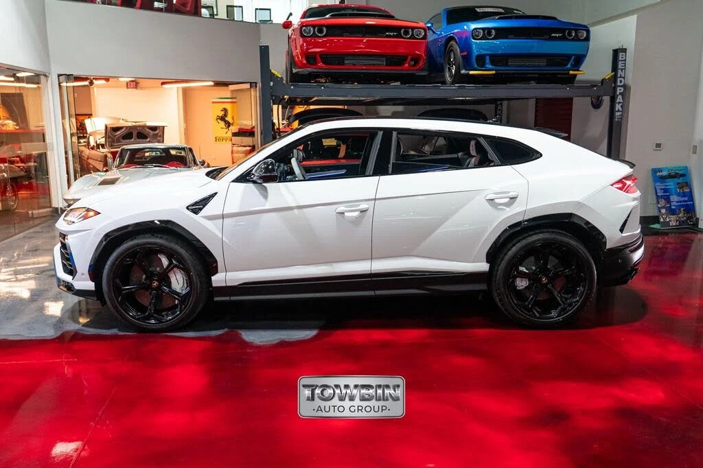 2019 Lamborghini Urus - Image 17 of 31