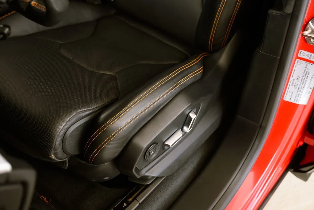 2019 Lamborghini Urus - Image 26 of 31