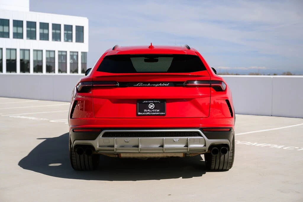 2019 Lamborghini Urus - Image 8 of 31