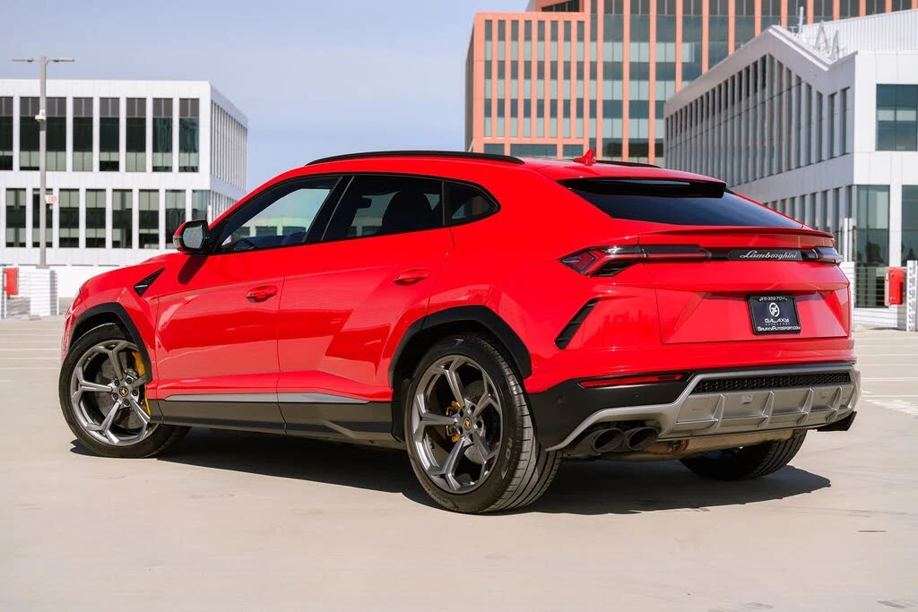 2019 Lamborghini Urus - Image 7 of 31