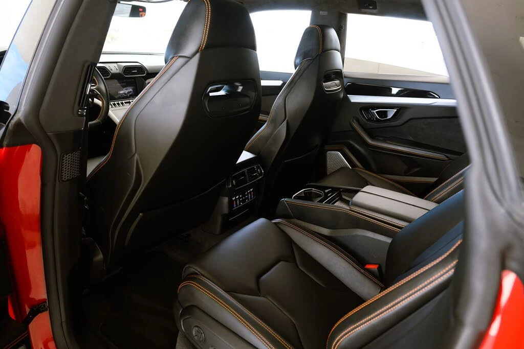 2019 Lamborghini Urus - Image 28 of 31