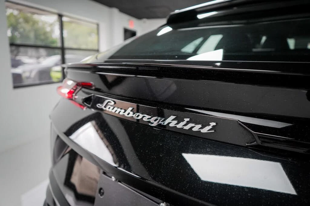 2019 Lamborghini Urus - Image 13 of 30
