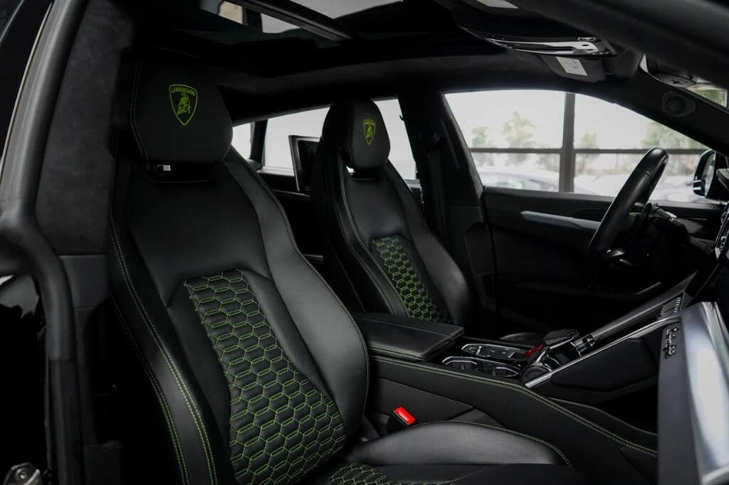 2019 Lamborghini Urus - Image 28 of 30