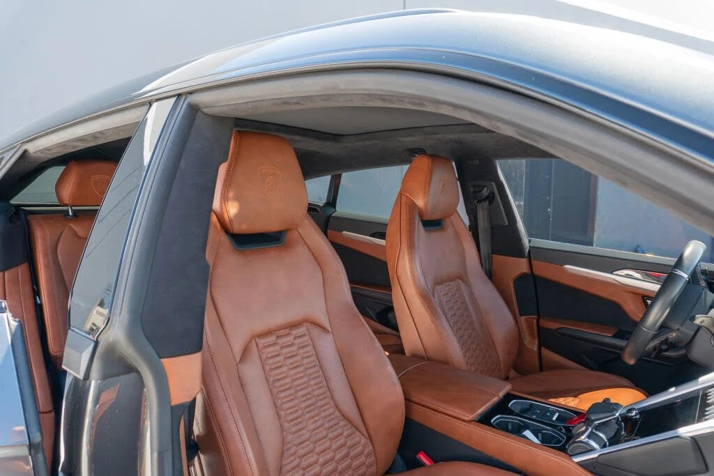 2019 Lamborghini Urus - Image 13 of 31