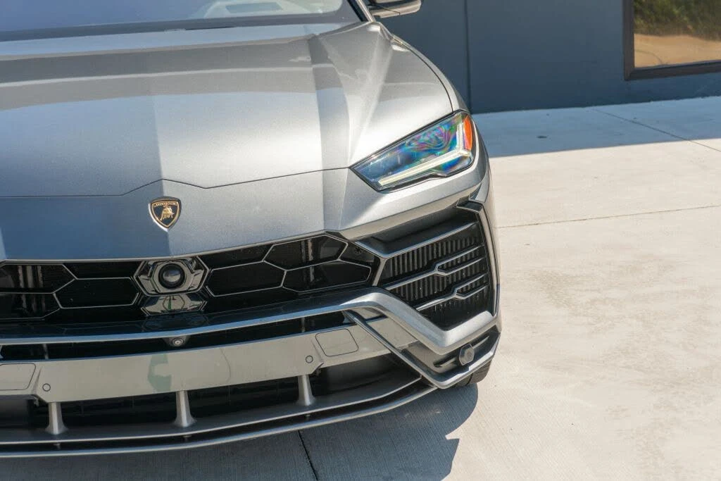 2019 Lamborghini Urus - Image 28 of 31
