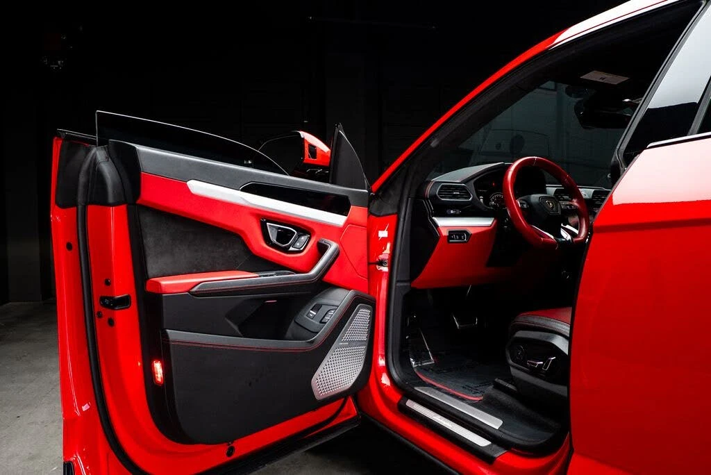 2019 Lamborghini Urus - Image 26 of 31