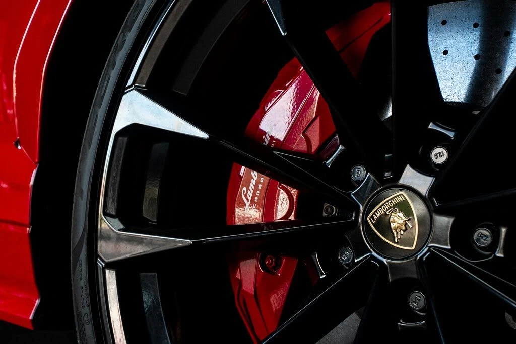 2019 Lamborghini Urus - Image 14 of 31