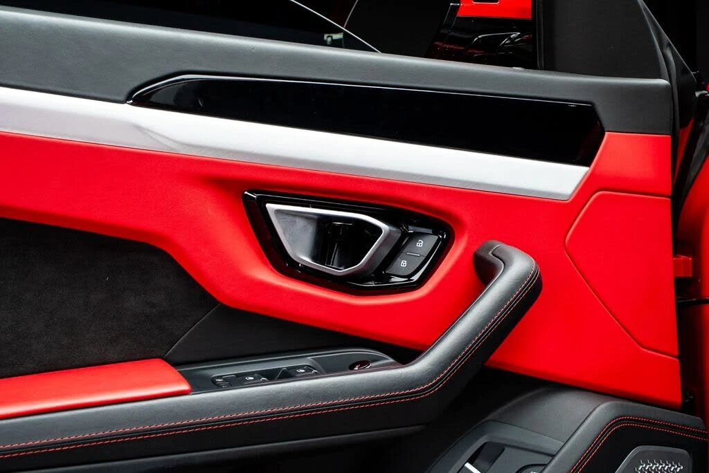 2019 Lamborghini Urus - Image 27 of 31