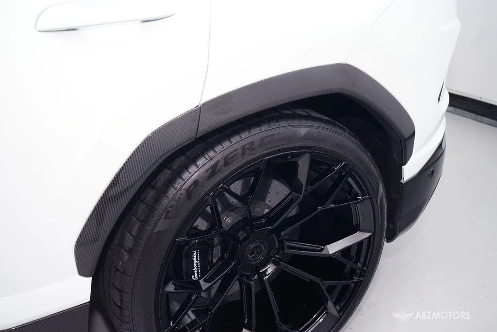 2019 Lamborghini Urus - Image 12 of 31