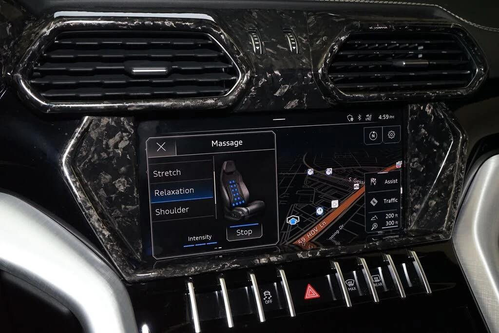 2019 Lamborghini Urus - Image 26 of 31
