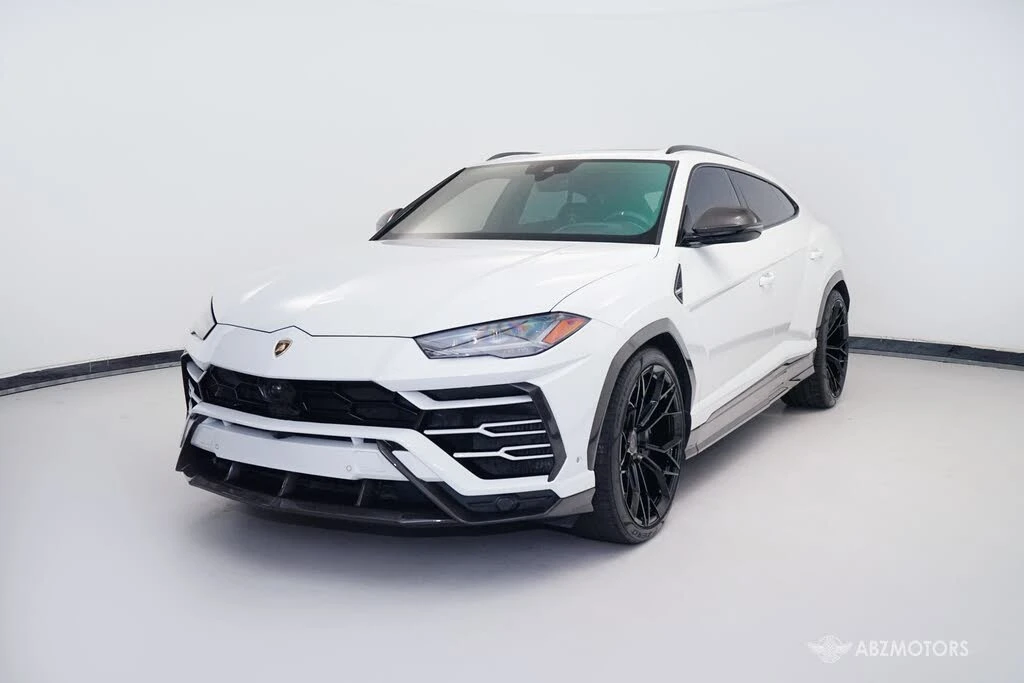 2019 Lamborghini Urus - Image 2 of 31