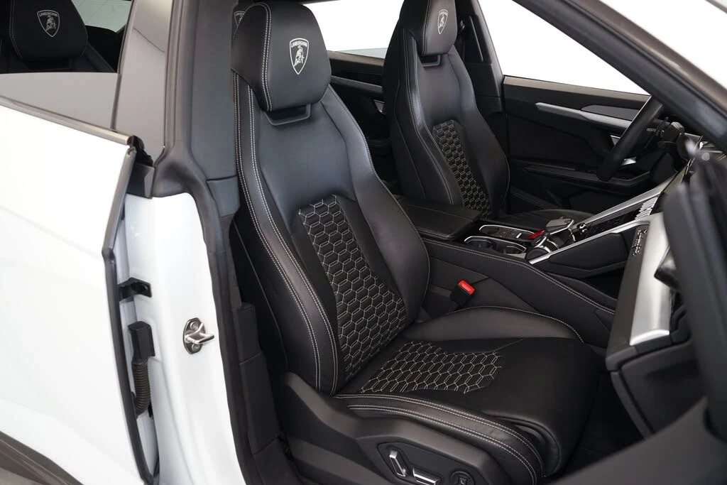 2019 Lamborghini Urus - Image 19 of 31
