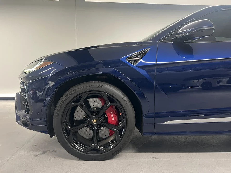 2019 Lamborghini Urus - Image 24 of 25