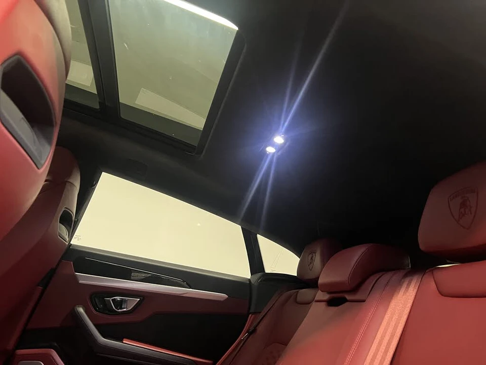 2019 Lamborghini Urus - Image 13 of 25