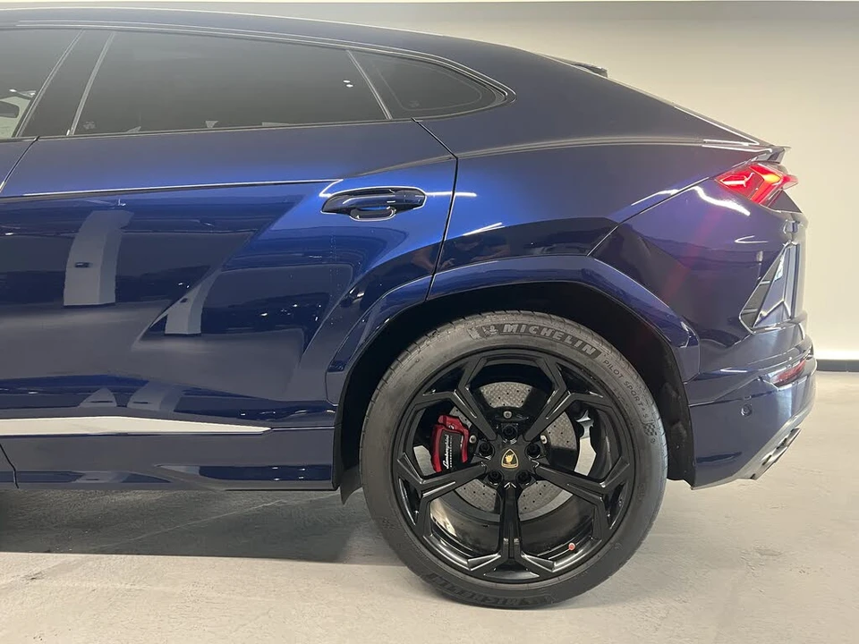 2019 Lamborghini Urus - Image 25 of 25