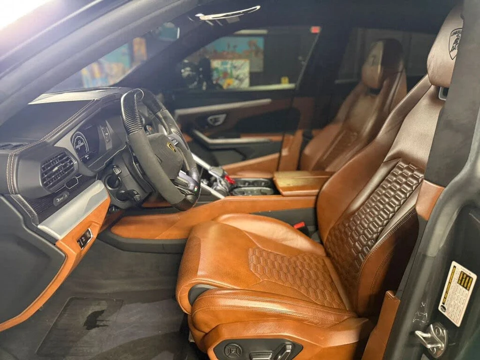 2019 Lamborghini Urus - Image 19 of 30