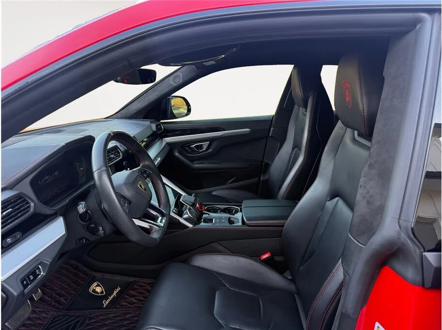 2019 Lamborghini Urus - Image 9 of 31