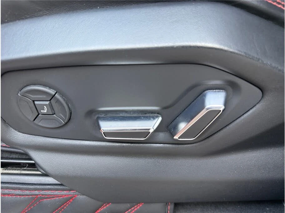 2019 Lamborghini Urus - Image 30 of 31