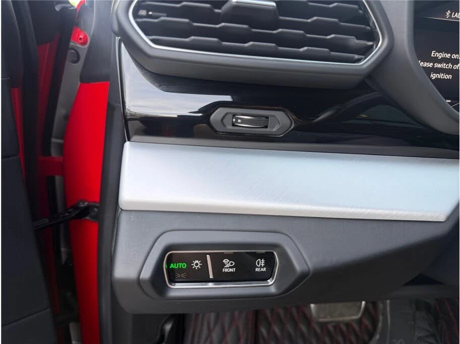 2019 Lamborghini Urus - Image 27 of 31