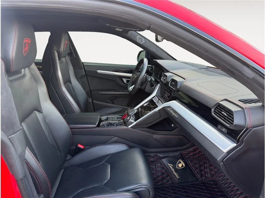 2019 Lamborghini Urus - Image 15 of 31