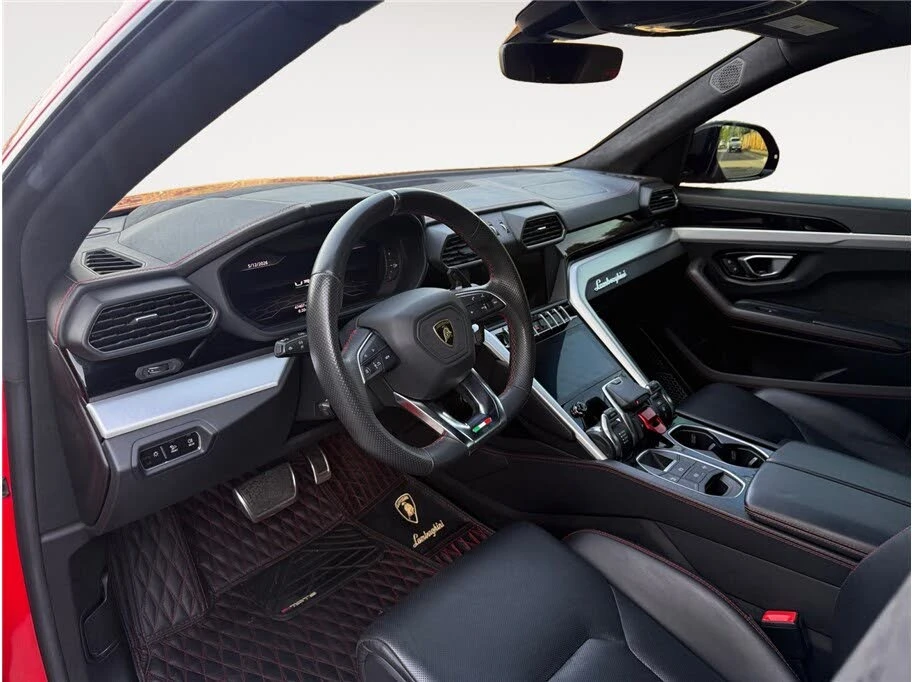 2019 Lamborghini Urus - Image 10 of 31