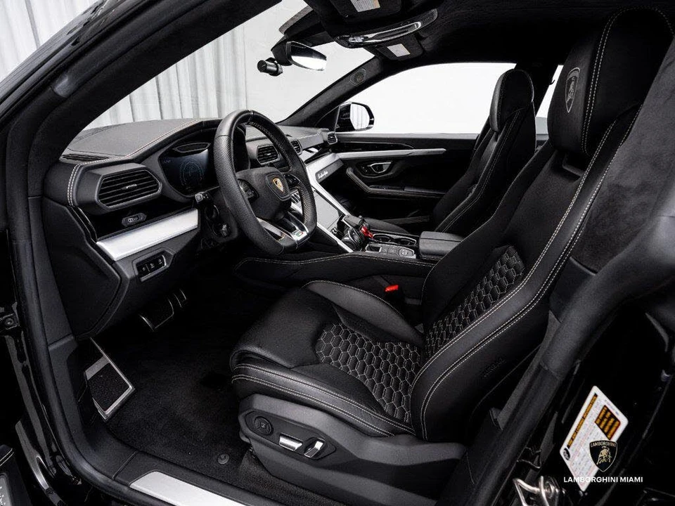 2019 Lamborghini Urus - Image 22 of 31