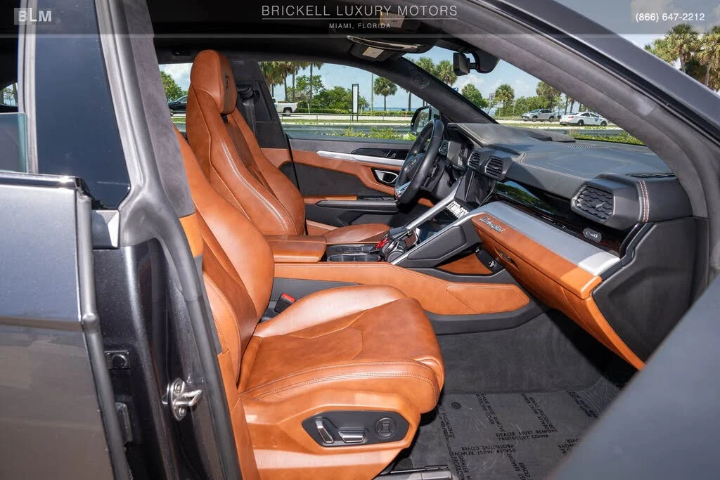 2019 Lamborghini Urus - Image 22 of 31