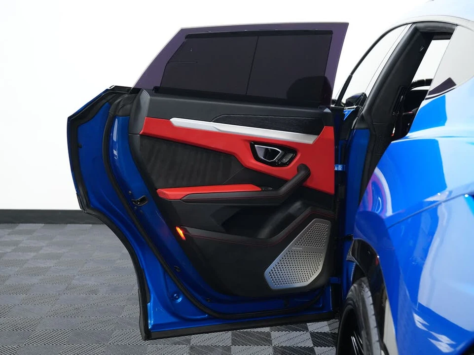 2019 Lamborghini Urus - Image 27 of 31