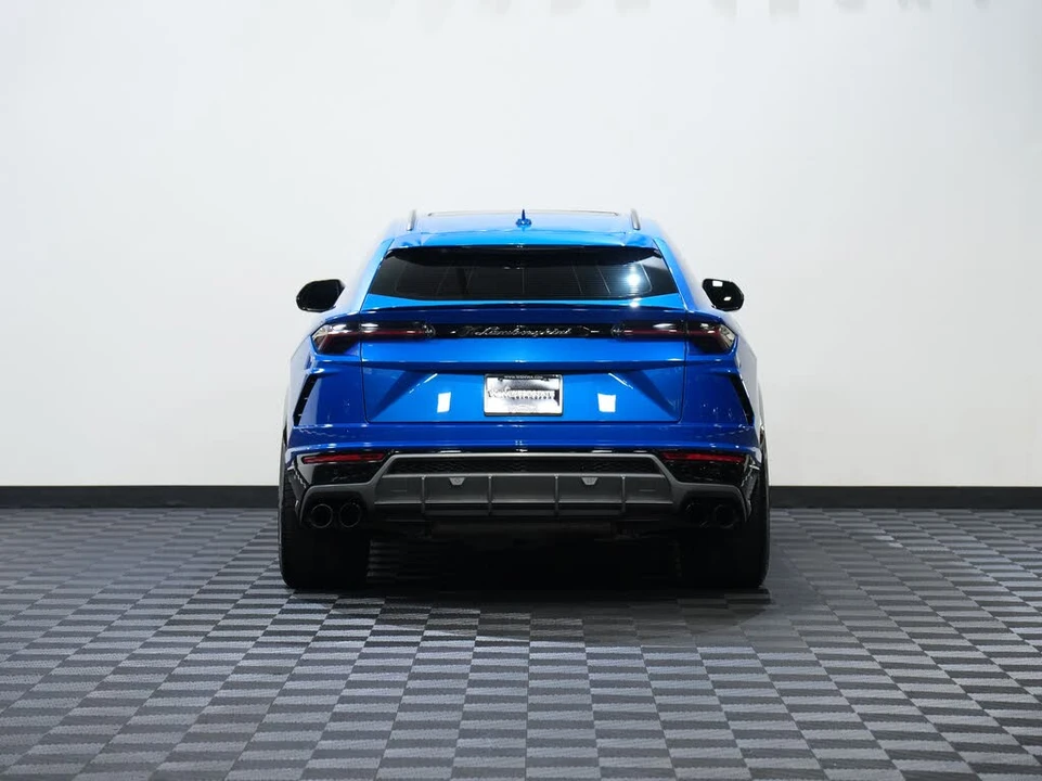 2019 Lamborghini Urus - Image 7 of 31
