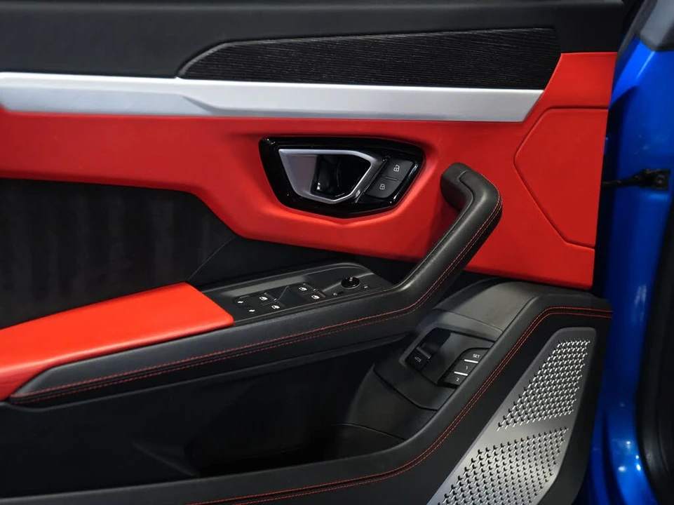 2019 Lamborghini Urus - Image 24 of 31