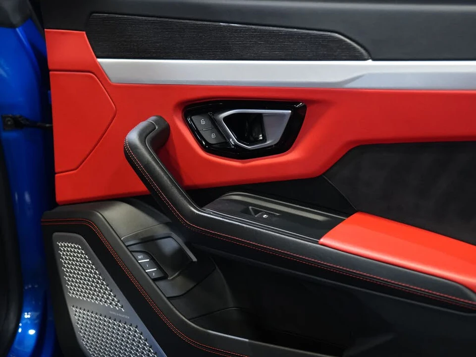 2019 Lamborghini Urus - Image 26 of 31