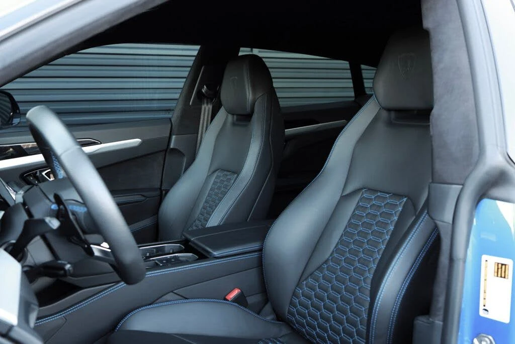2019 Lamborghini Urus - Image 4 of 31