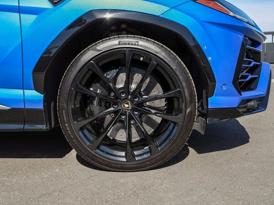 2019 Lamborghini Urus - Image 16 of 31