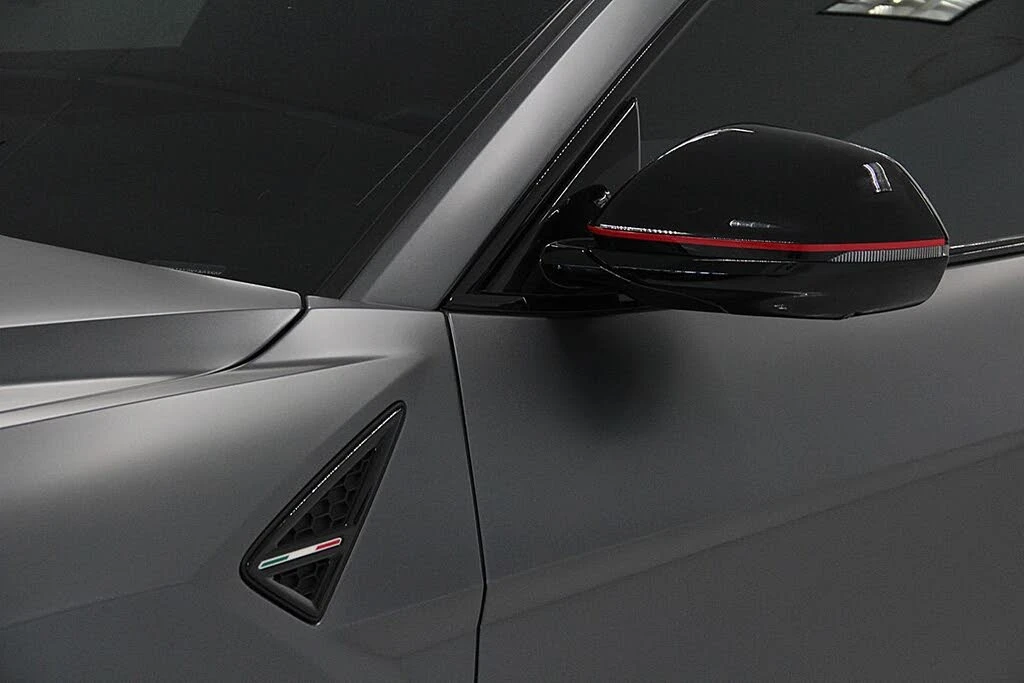 2019 Lamborghini Urus - Image 18 of 31