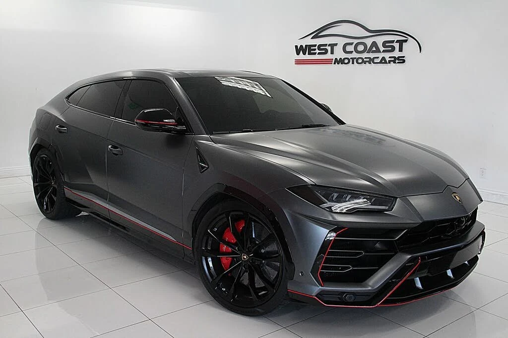 2019 Lamborghini Urus - Image 2 of 31