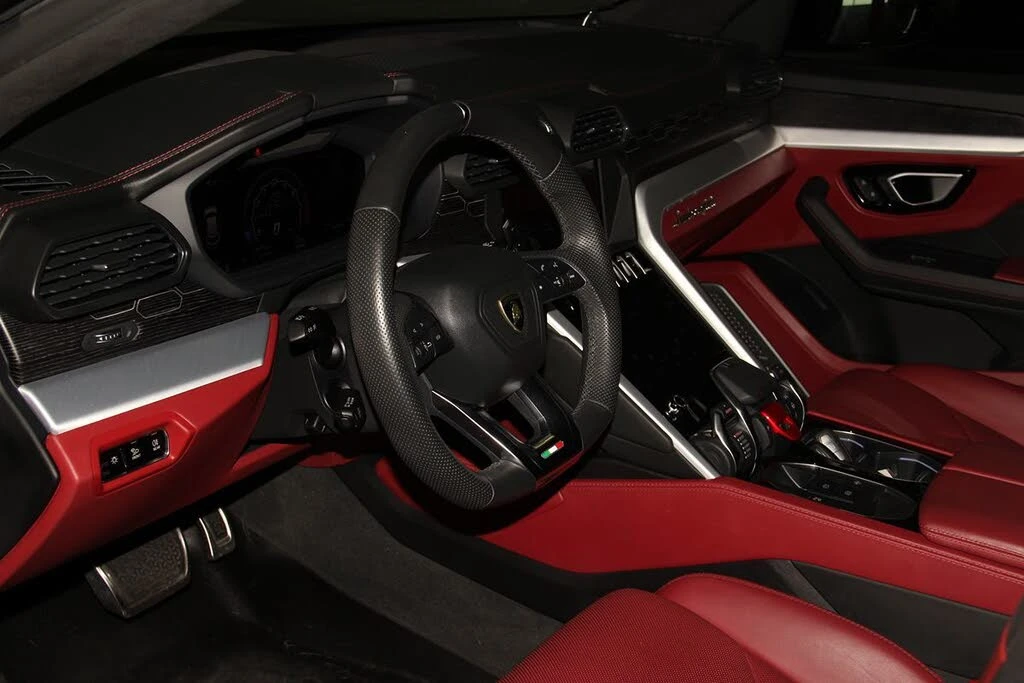 2019 Lamborghini Urus - Image 31 of 31