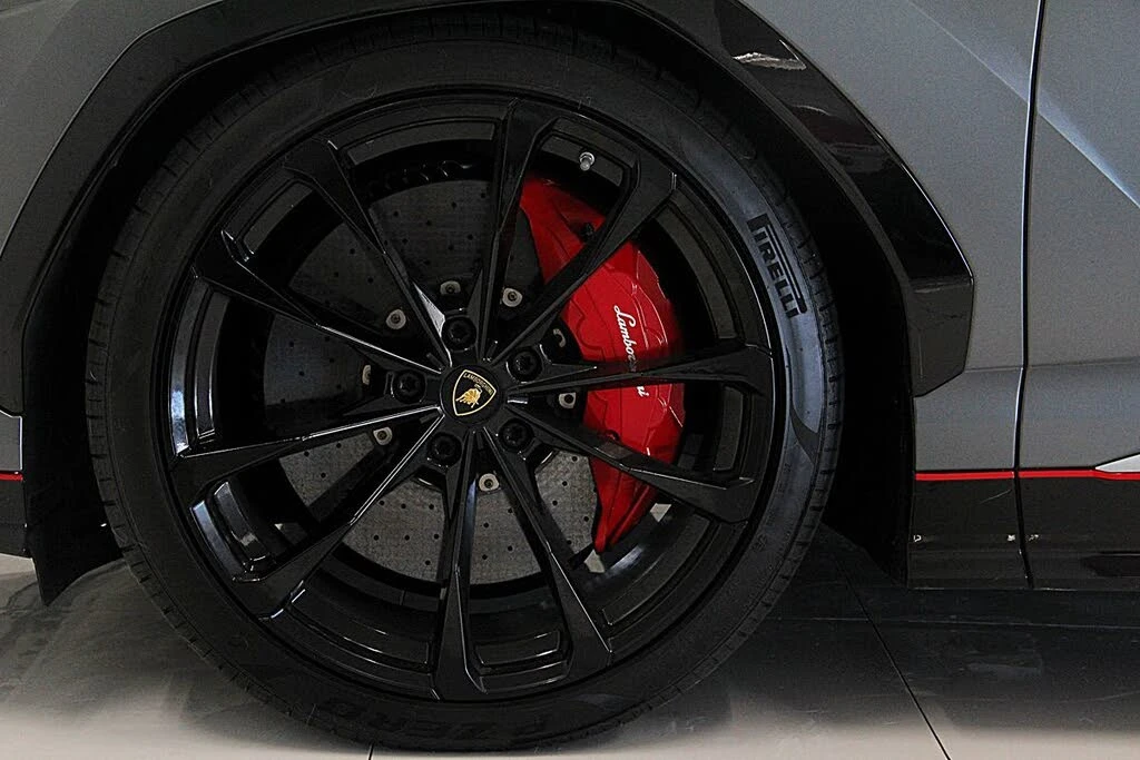 2019 Lamborghini Urus - Image 22 of 31