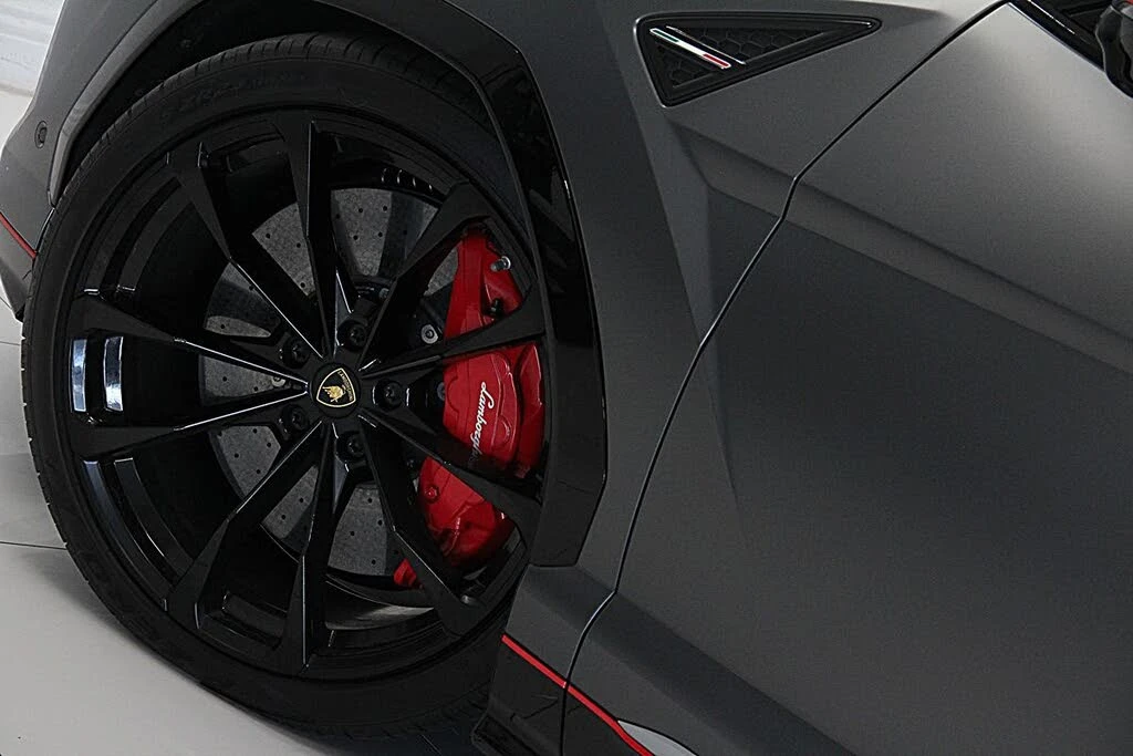 2019 Lamborghini Urus - Image 21 of 31