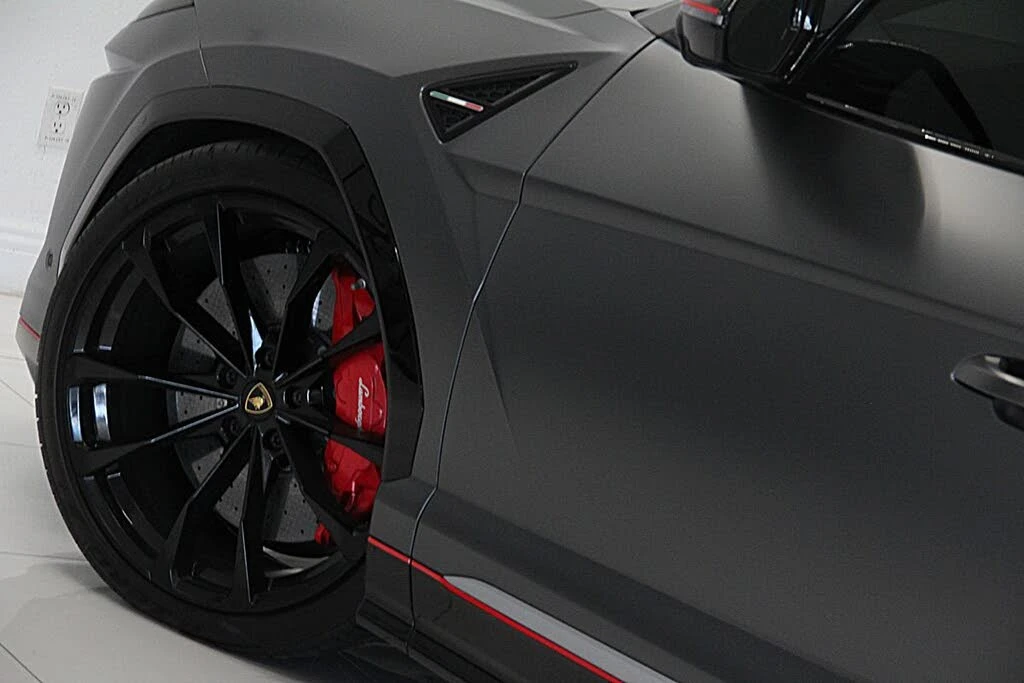 2019 Lamborghini Urus - Image 17 of 31