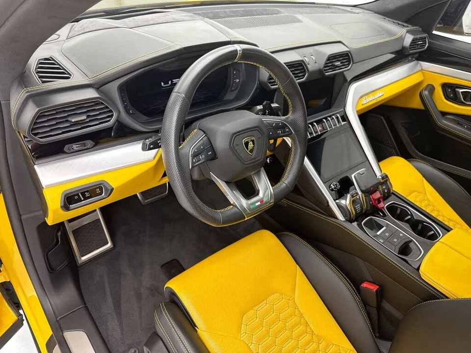 2019 Lamborghini Urus - Image 9 of 31