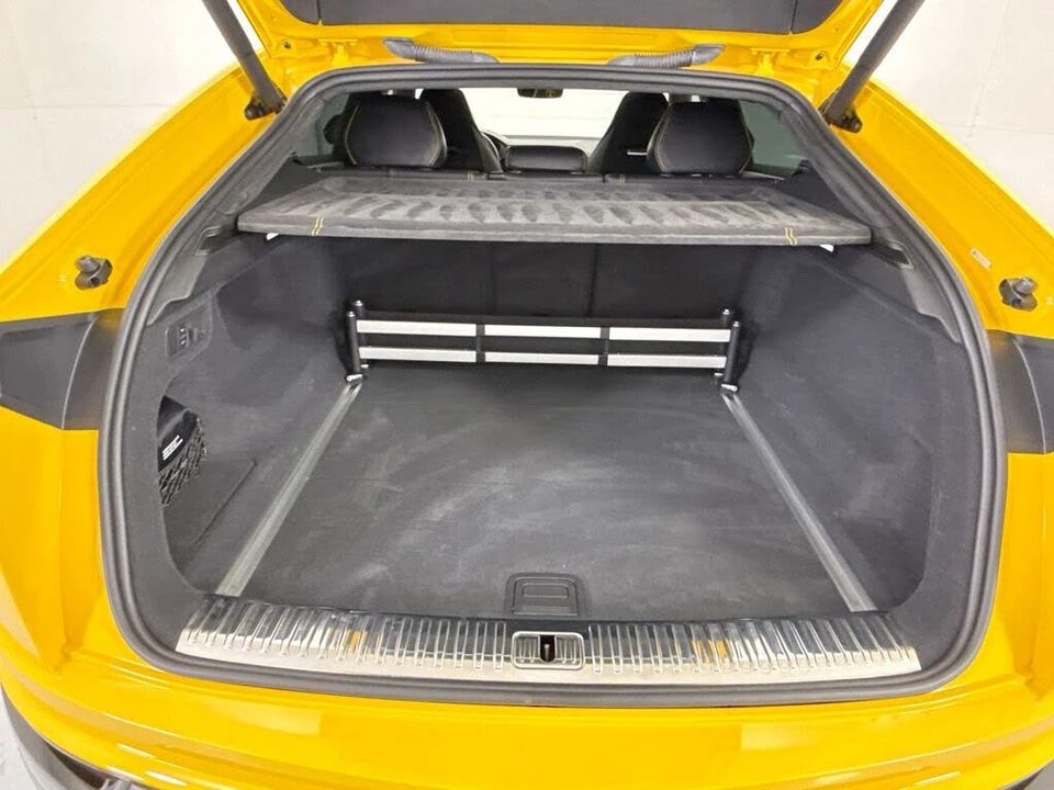 2019 Lamborghini Urus - Image 27 of 31