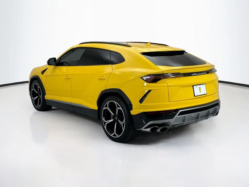 2019 Lamborghini Urus - Image 7 of 31