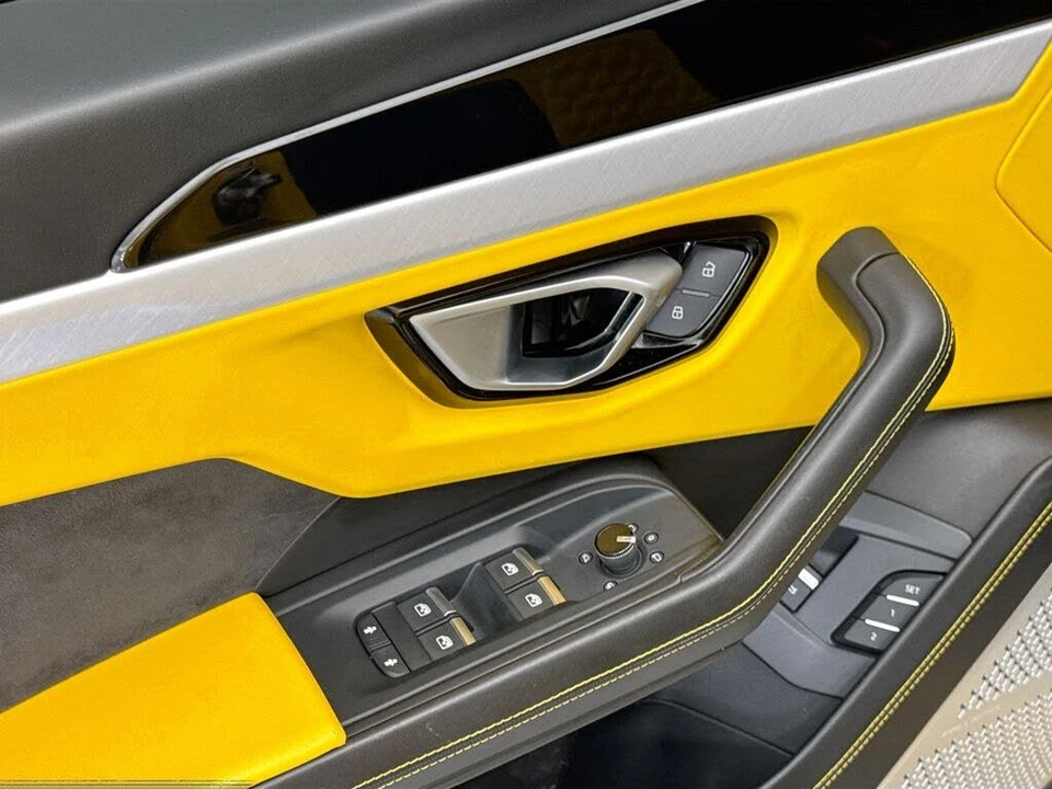 2019 Lamborghini Urus - Image 22 of 31