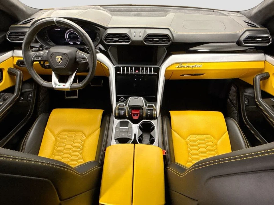 2019 Lamborghini Urus - Image 13 of 31