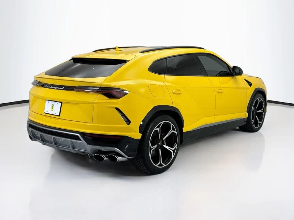 2019 Lamborghini Urus - Image 5 of 31
