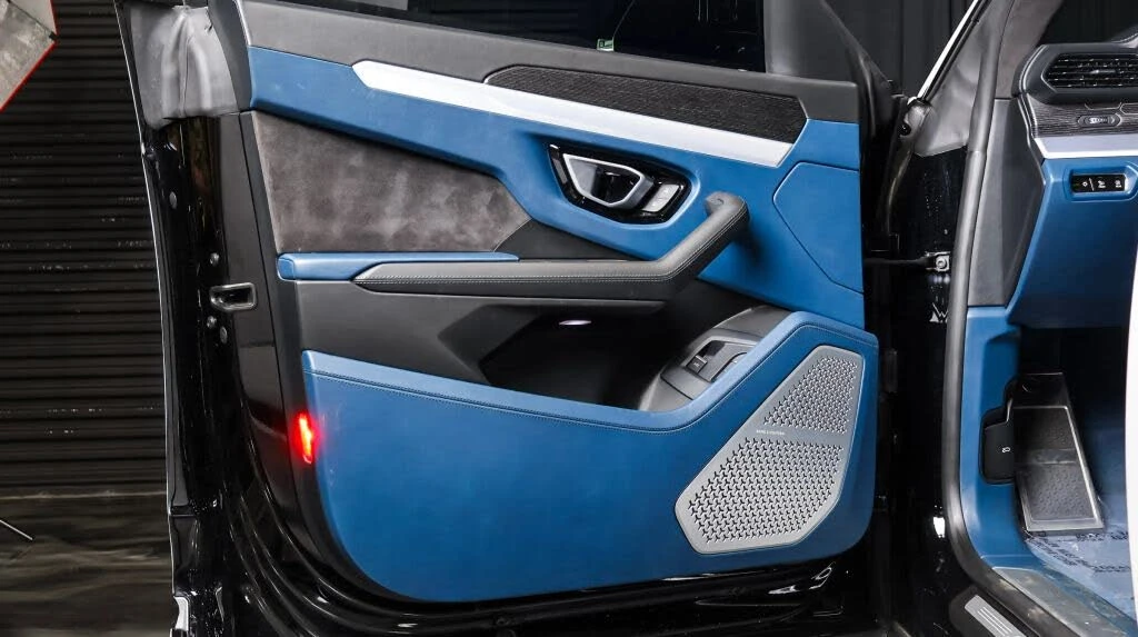 2019 Lamborghini Urus - Image 24 of 31